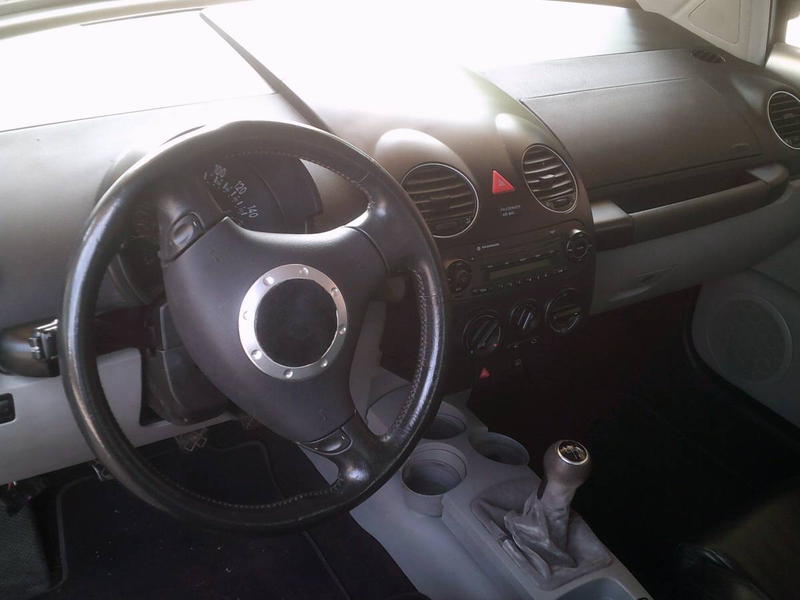 Illustration for article titled For $3,500, Is This VR6-Equipped 1999 VW New Beetle A Bug You Could Love?